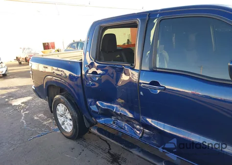 2022 Nissan Frontier Sv 4X4 z USA, uszkodzony, nr VIN 1N6ED1EK6NN656673